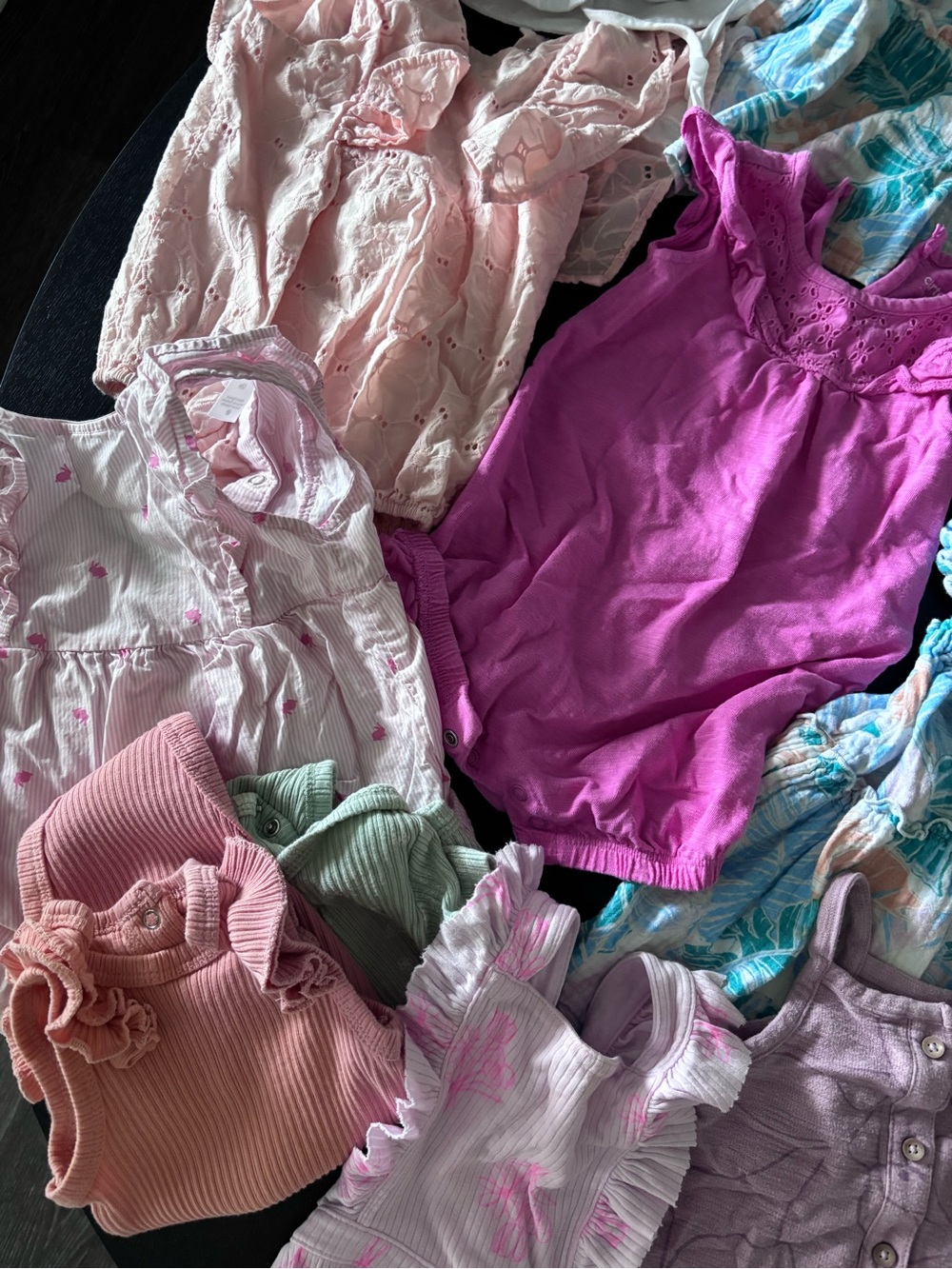 Cat & Jack Girls' Pink, Purple & Mint Assorted Cotton Rompers and Tops - Picture 4 of 5